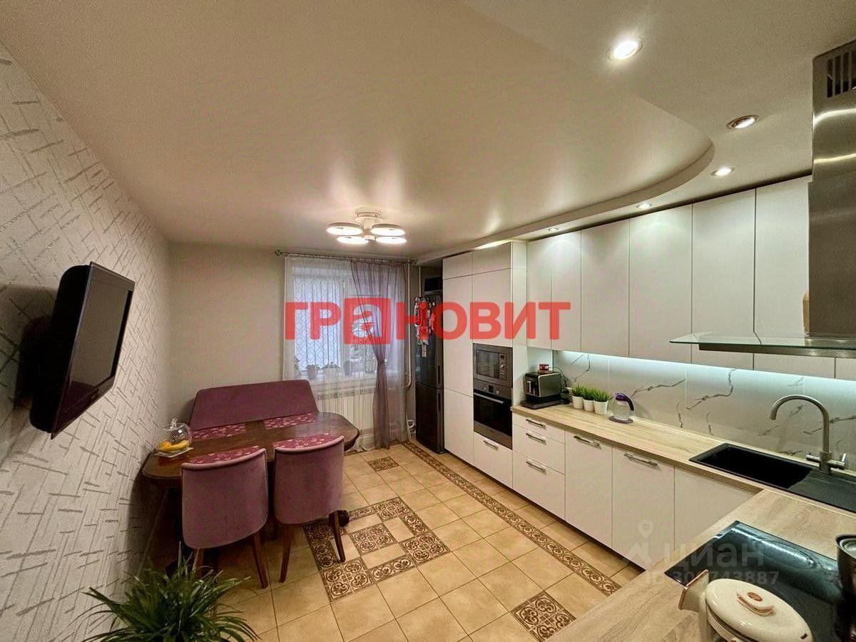 квартира г Новосибирск р-н Ленинский ул Котовского 10/1 фото 1