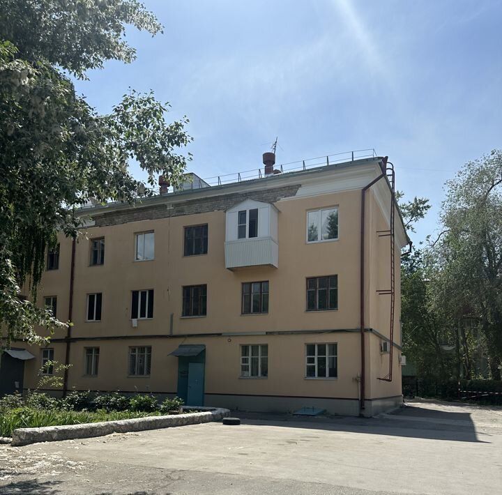 квартира г Тольятти р-н Центральный ул Новозаводская 55 фото 3