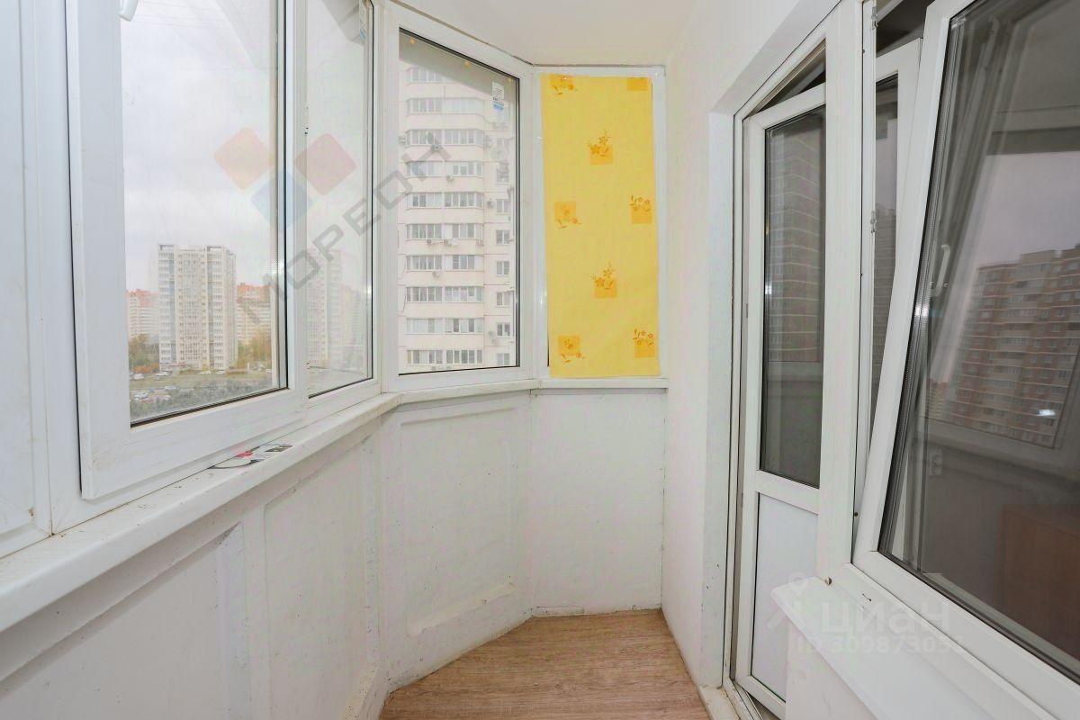 квартира г Краснодар р-н Прикубанский ул им. Героя Владислава Посадского 28 фото 4