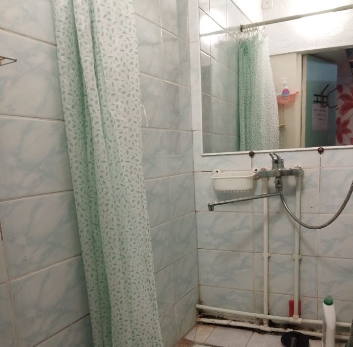 комната г Барнаул р-н Железнодорожный ул Крупской 99к/1 фото 2