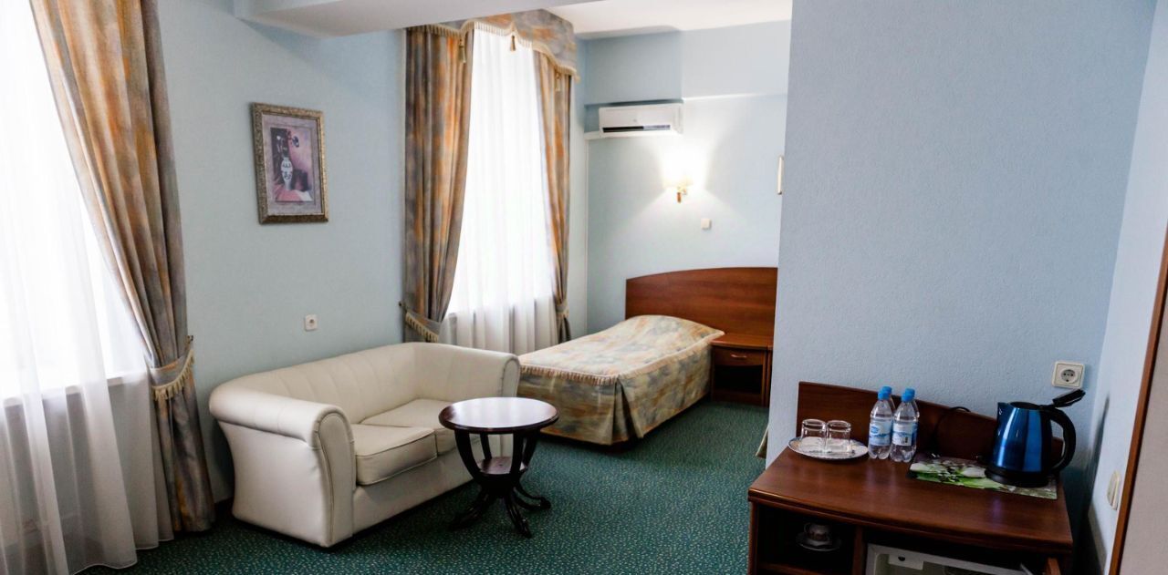 комната г Воронеж р-н Центральный ул Театральная 23 фото 2