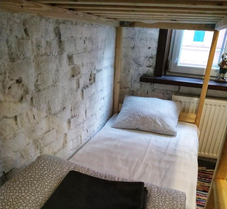 комната г Калининград р-н Центральный ул Комсомольская 17 фото 4