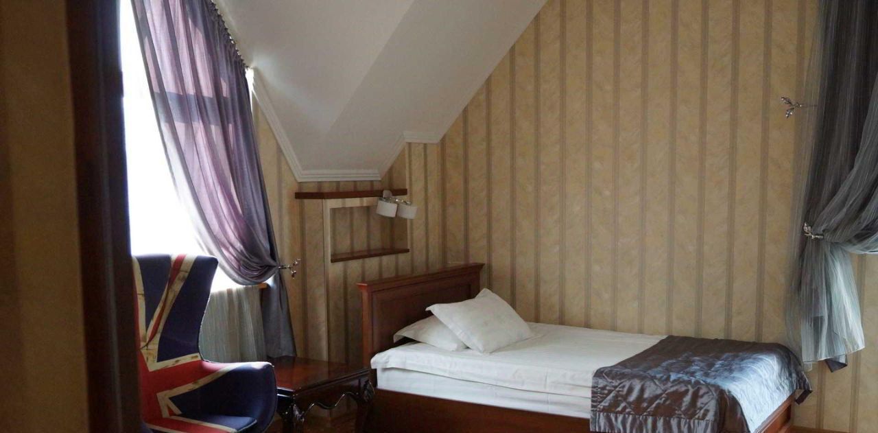 комната г Владивосток р-н Ленинский ул Суханова 3б фото 2