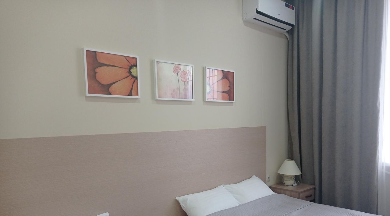 комната г Оренбург р-н Центральный ул. Островского, 5 фото 1