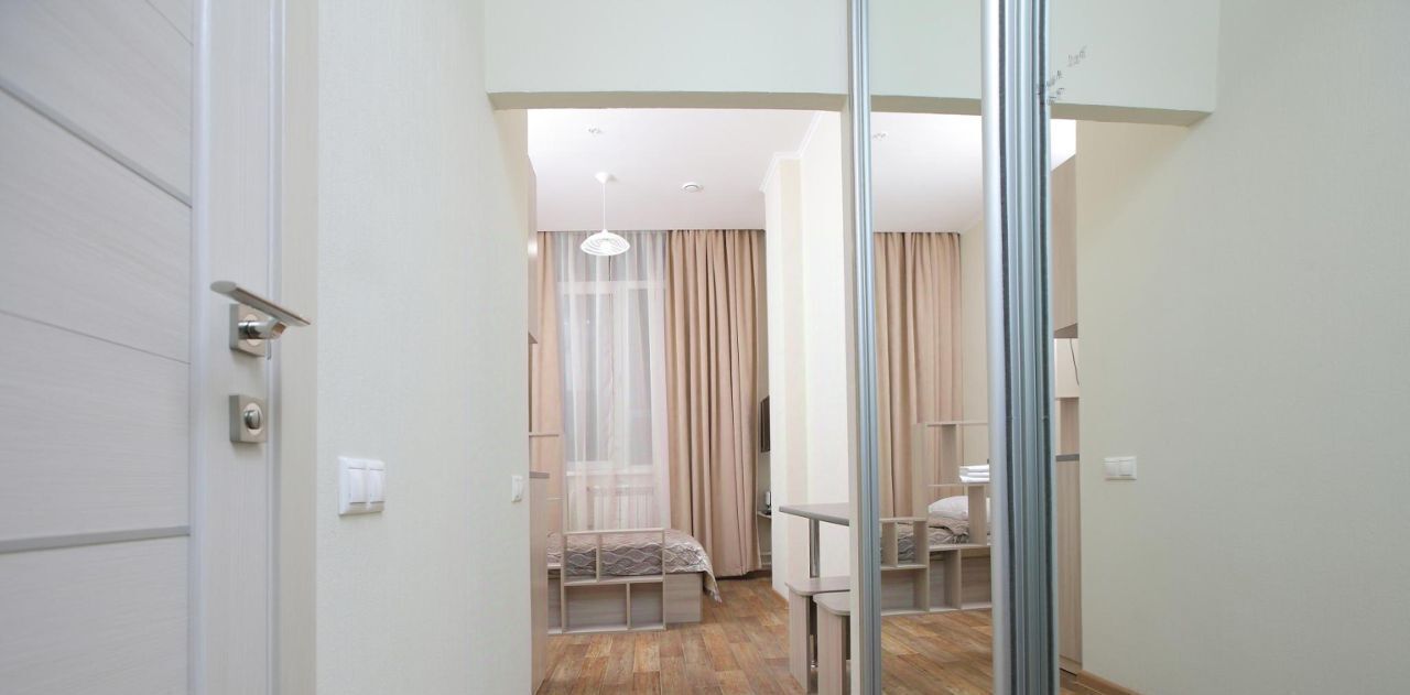 комната г Красноярск р-н Советский ул Партизана Железняка 40б фото 2