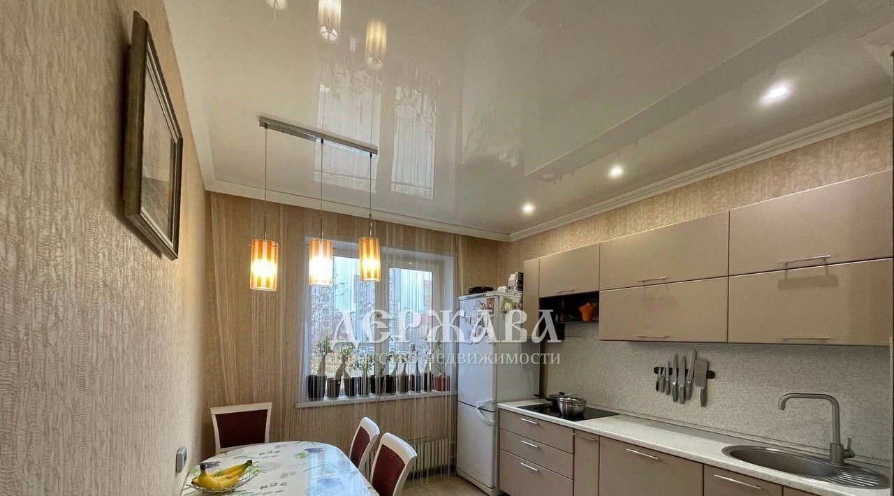 квартира г Старый Оскол Восточный микрорайон 2 фото 1