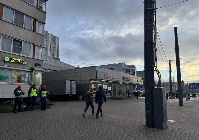 торговое помещение метро Приморская дом 49 округ Остров Декабристов фото