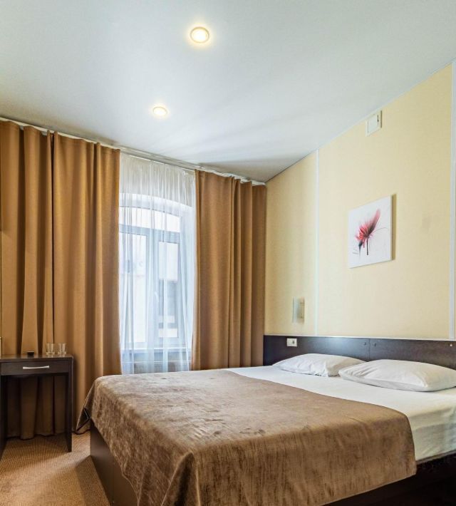 комната г Казань метро Площадь Тукая ул Шигабутдина Марджани 6 фото 1