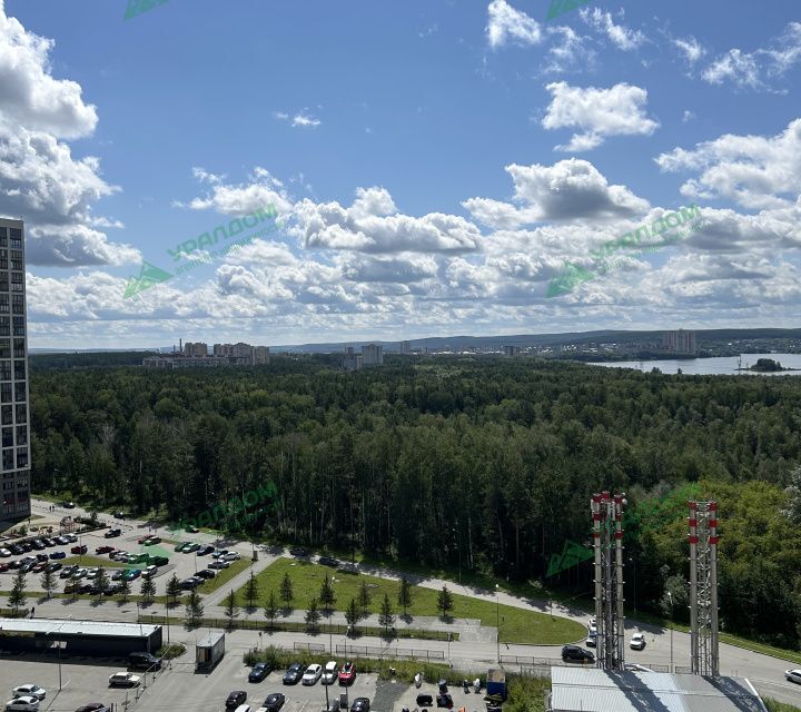 квартира г Екатеринбург р-н Чкаловский пер Светлый 12 Екатеринбург городской округ фото 1