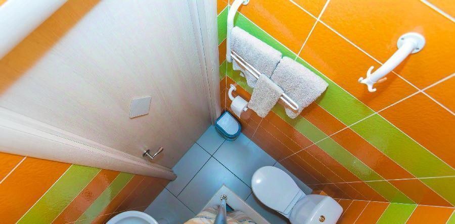 комната г Барнаул р-н Железнодорожный ул Новороссийская 7 фото 4