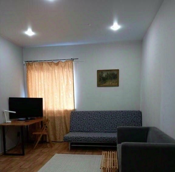 комната г Красноярск р-н Центральный ул Ады Лебедевой 107а фото 2