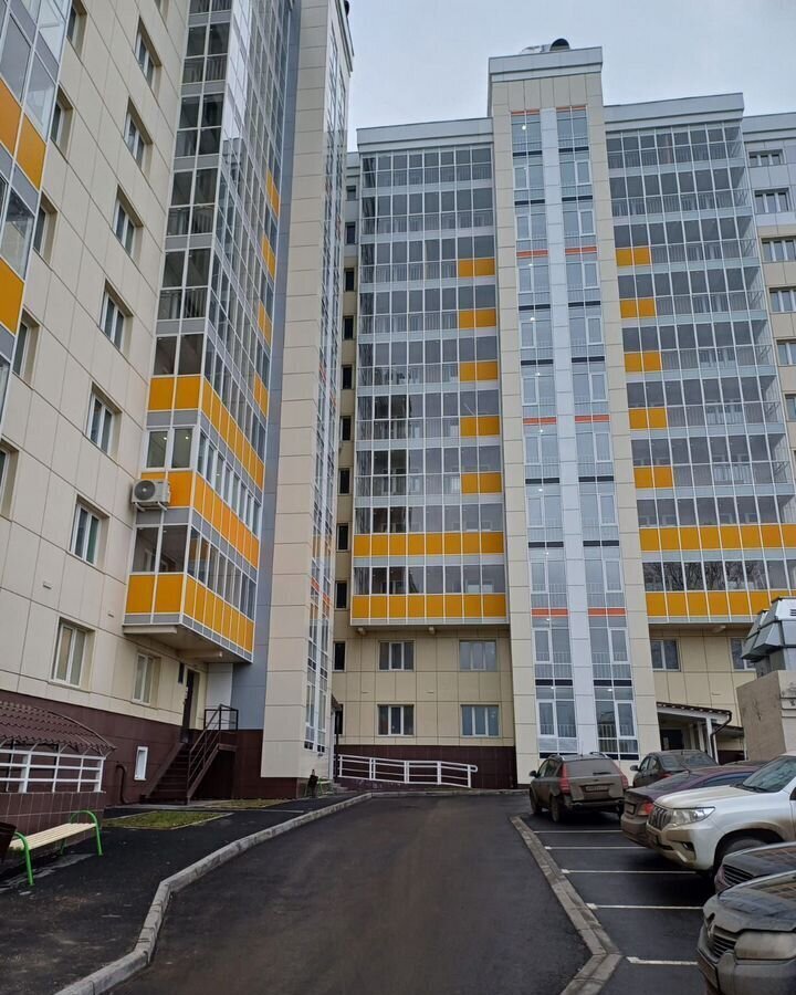 квартира г Чебоксары р-н Калининский ул Сергия Радонежского 11 фото 1