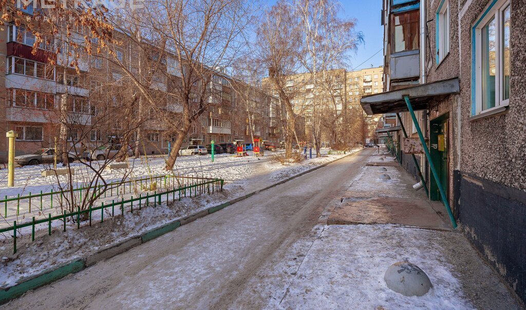 квартира г Новосибирск метро Площадь Гарина-Михайловского ул Челюскинцев 8 фото 11