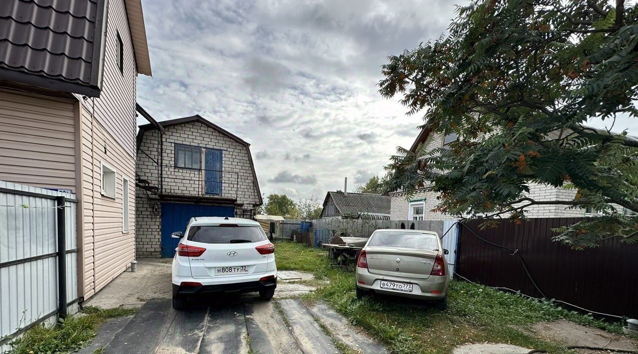дом г Брянск рп Радица-Крыловка Бежицкий район р-н Бежицкий ул Орджоникидзе 36 фото 28