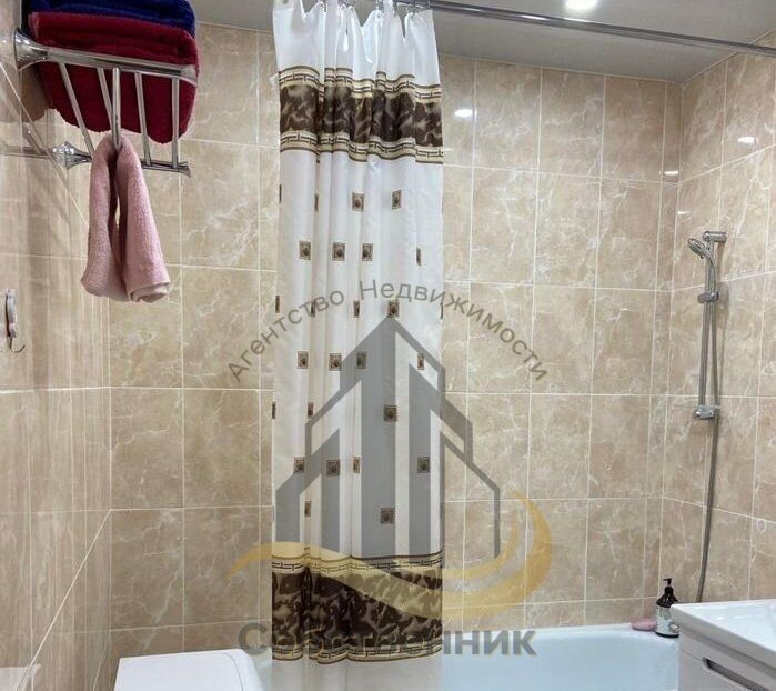 квартира г Старый Оскол Дубрава 1 кв-л, 18 фото 12