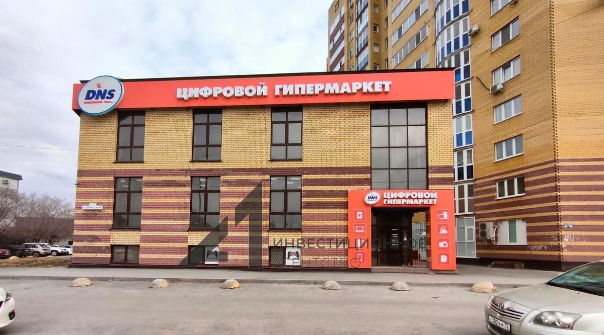 торговое помещение г Тюмень р-н Калининский ул Революции 8 фото 1