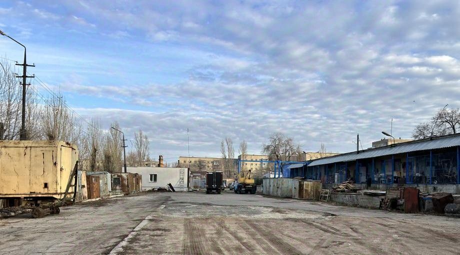 офис г Саратов р-н Ленинский пр-кт Строителей 37а фото 1