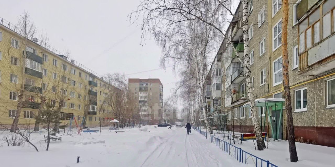 квартира г Омск р-н Ленинский ул Калинина 2 фото 11