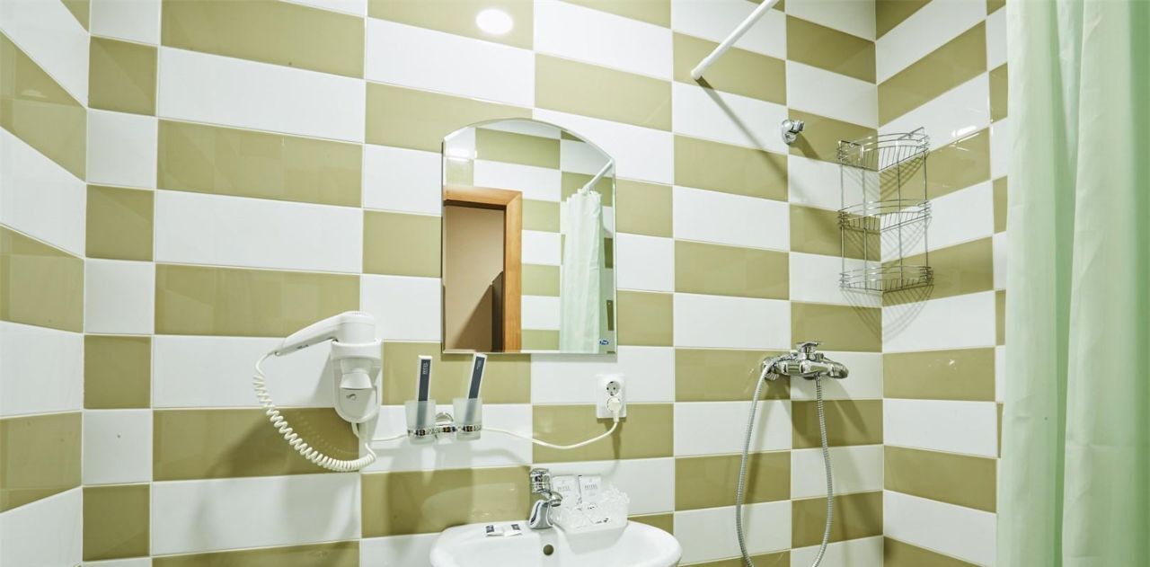 комната г Саратов р-н Заводской пр-кт Энтузиастов 18 фото 4