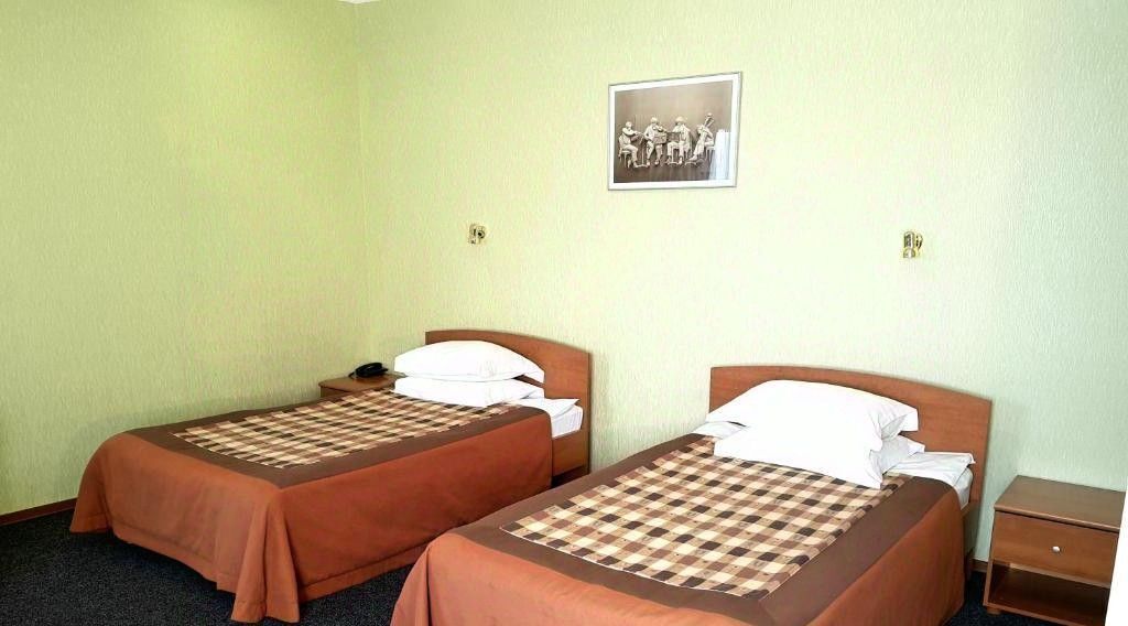 комната г Пермь р-н Свердловский ул Клары Цеткин 14б фото 5