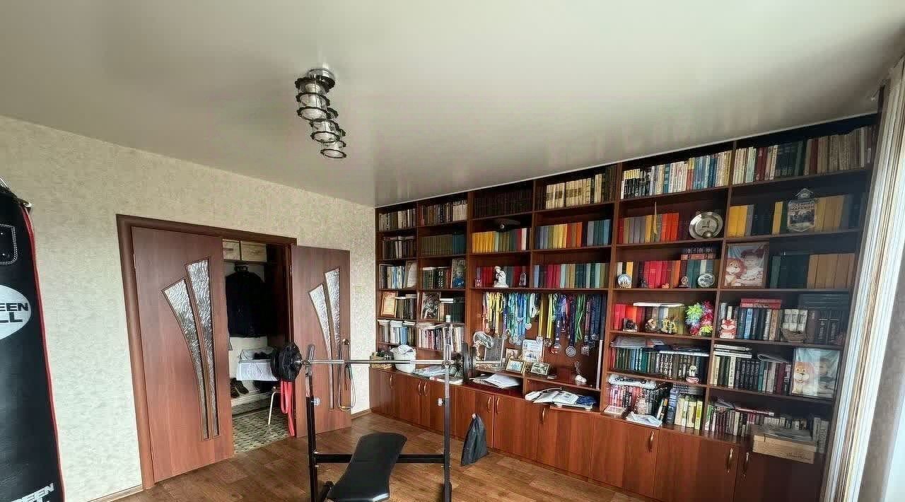 квартира г Новокузнецк р-н Новоильинский пр-кт Мира 6 фото 4