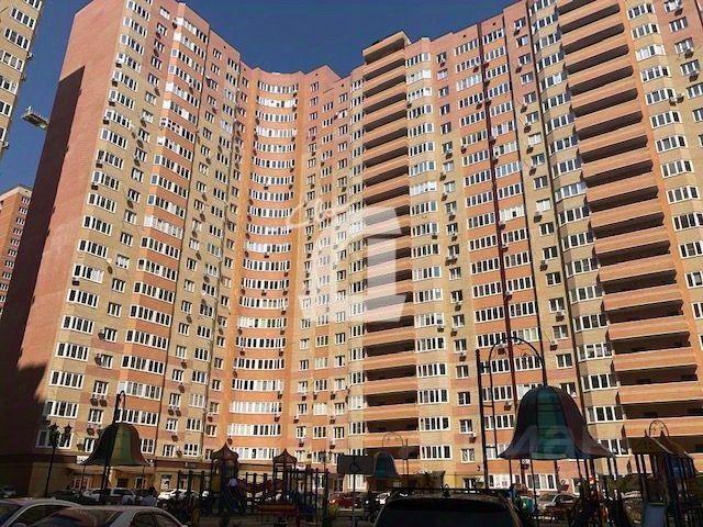 квартира г Краснодар р-н Прикубанский ул им. Героя Яцкова И.В. 15/2 фото 3