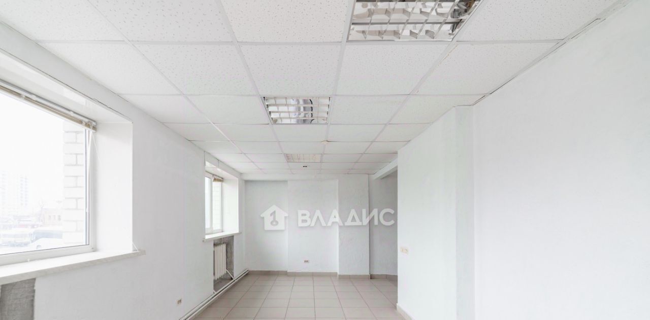 квартира г Брянск р-н Советский ул Ромашина 32 фото 2