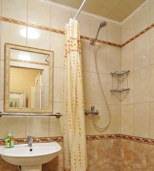 комната г Феодосия ул Маяковского 53 фото 10