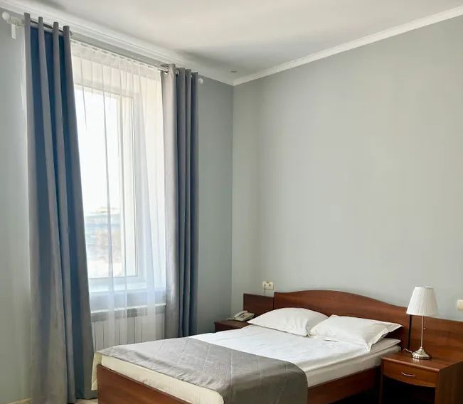 комната г Орск р-н Октябрьский Новый город пр-кт Ленина 93б фото 1