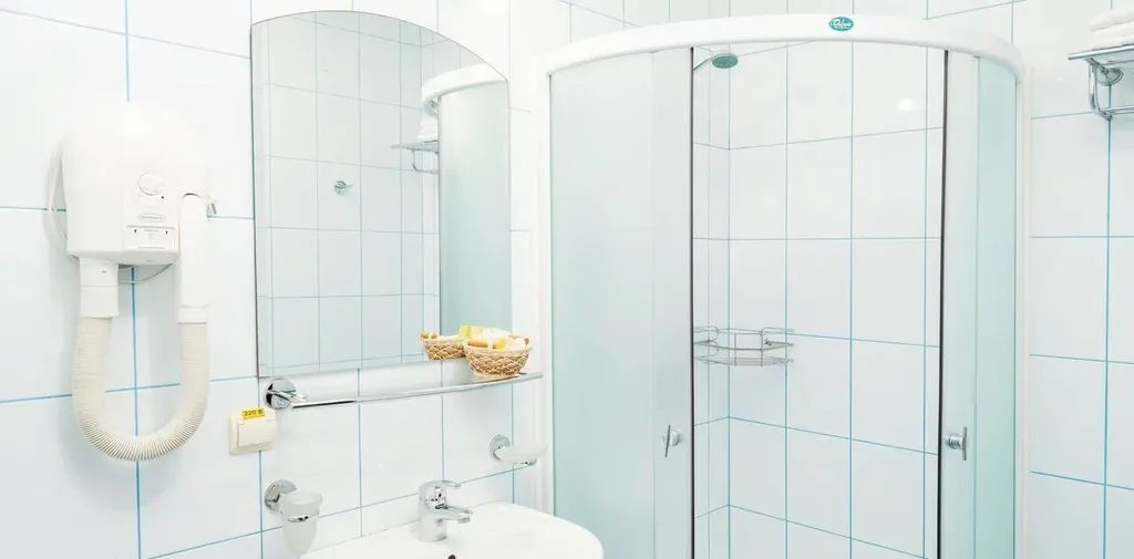 комната г Орск р-н Октябрьский Новый город пр-кт Ленина 93б фото 6