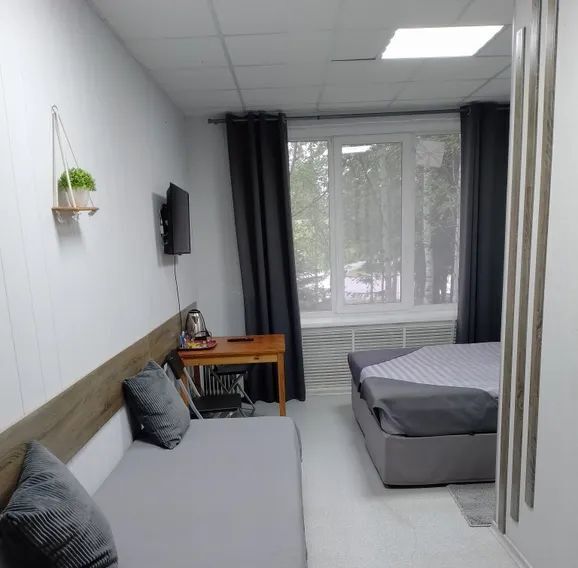 комната г Ханты-Мансийск ул Мира 130 фото 2