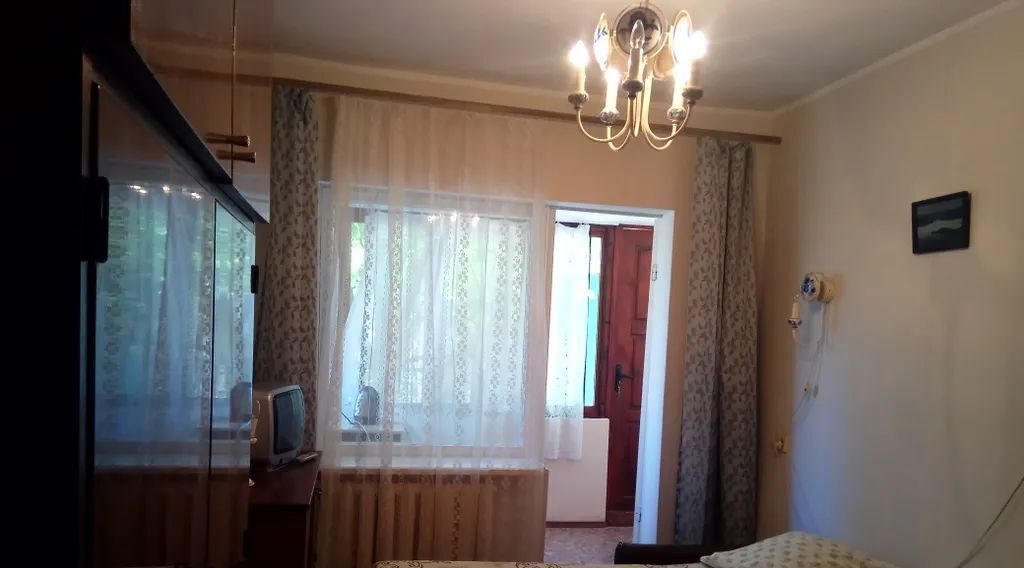 комната г Феодосия проезд 3-й Профсоюзный 20 фото 12