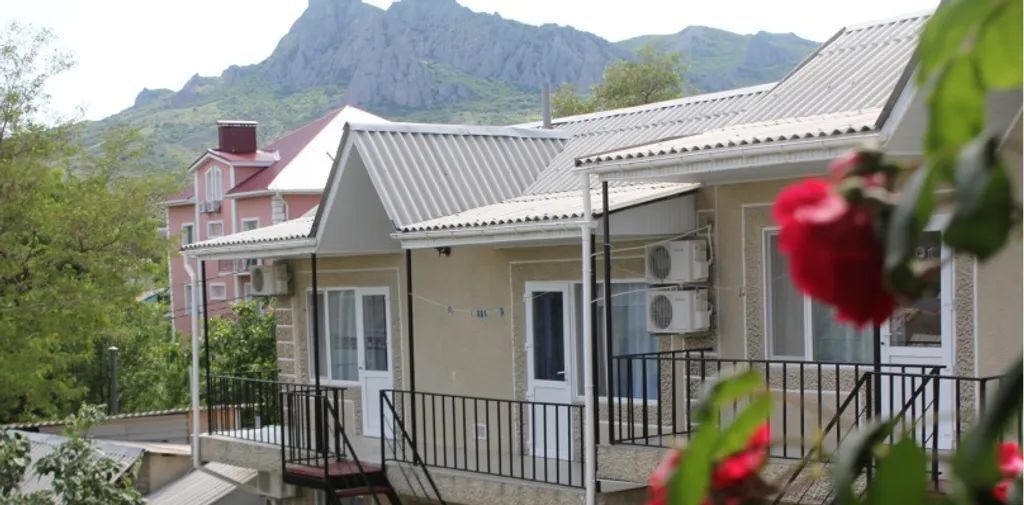 комната г Феодосия пгт Коктебель ул Жуковского 49 фото 1