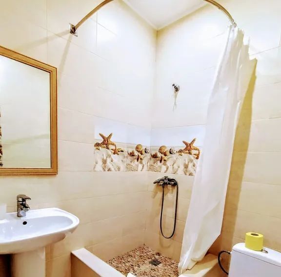 комната г Судак ул Адмиральская 12 фото 2