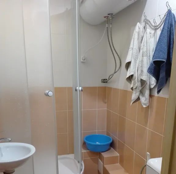 комната г Алушта ул Октябрьская 15 фото 8