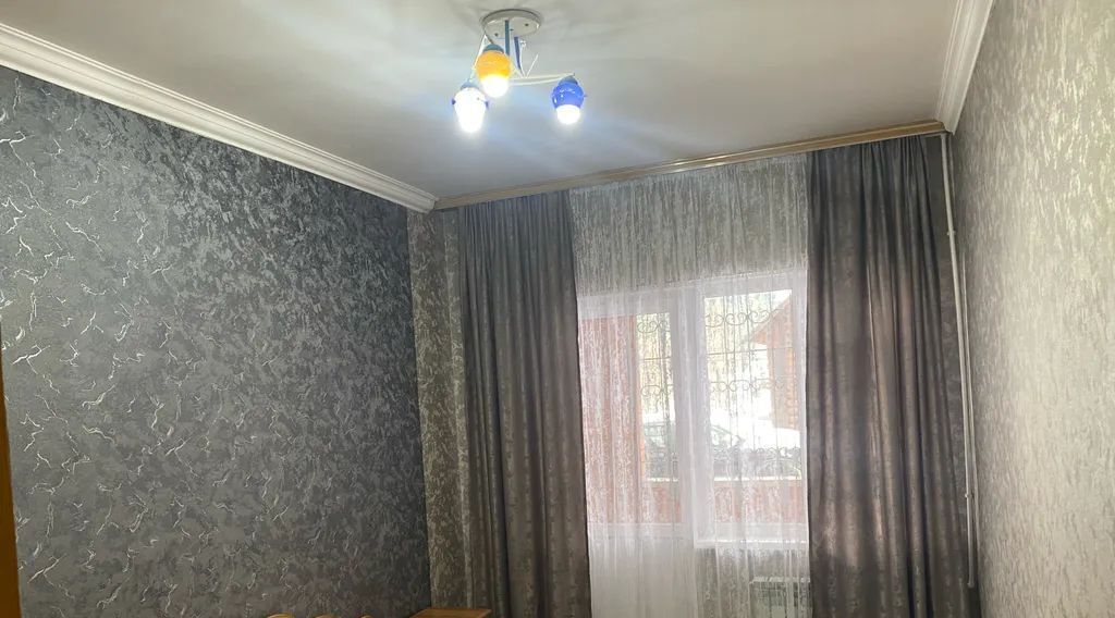комната г Карачаевск кп Домбай мкр Пихтовый Мыс 7 фото 2