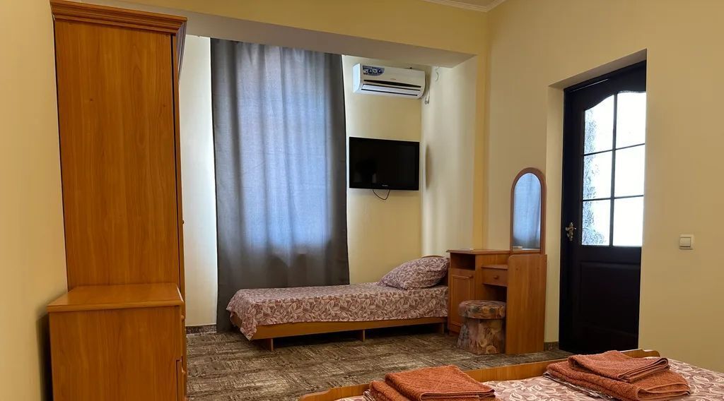 комната г Судак ул Консульская 32 фото 2