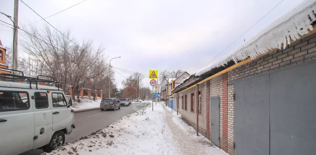 дом г Барнаул р-н Центральный ул Аванесова 108 фото 3