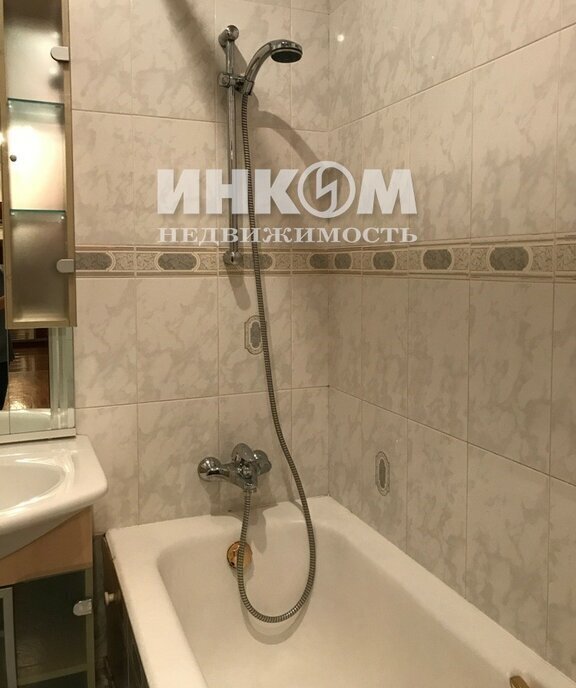 квартира г Москва метро Сокольники ул Большая Остроумовская 10к/2 фото 12