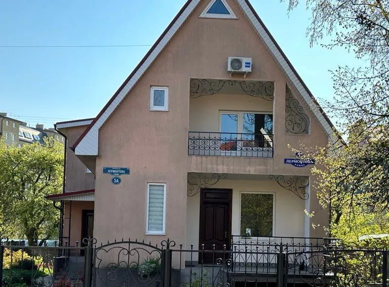 комната р-н Зеленоградский г Зеленоградск ул Лермонтова 5а фото 1