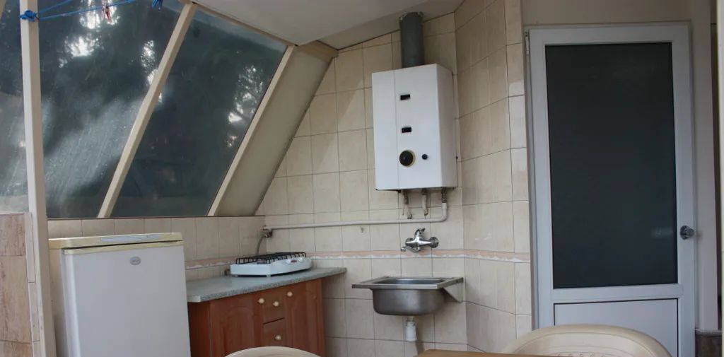 комната г Алушта ул Красноармейская 12 фото 3