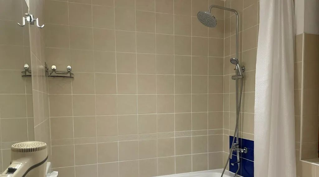 комната г Сургут ул Сергея Безверхова 21 фото 10