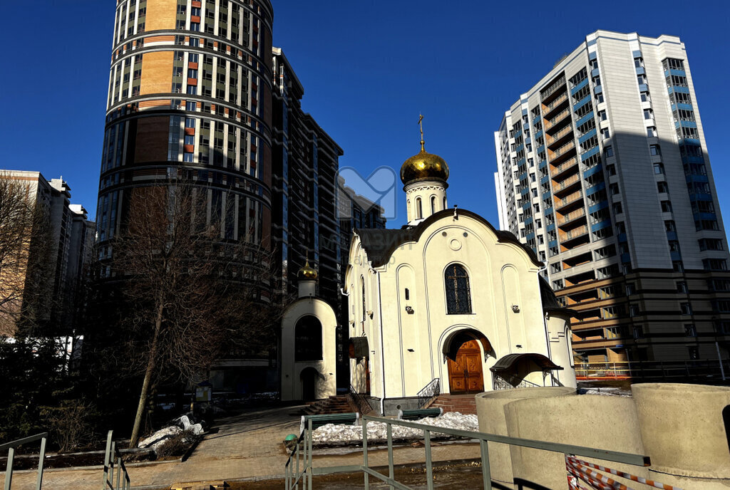 квартира г Санкт-Петербург метро Пионерская пр-кт Коломяжский 13к/2 округ Комендантский аэродром фото 4