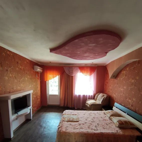 комната г Судак ул Спендиарова 36 фото 2