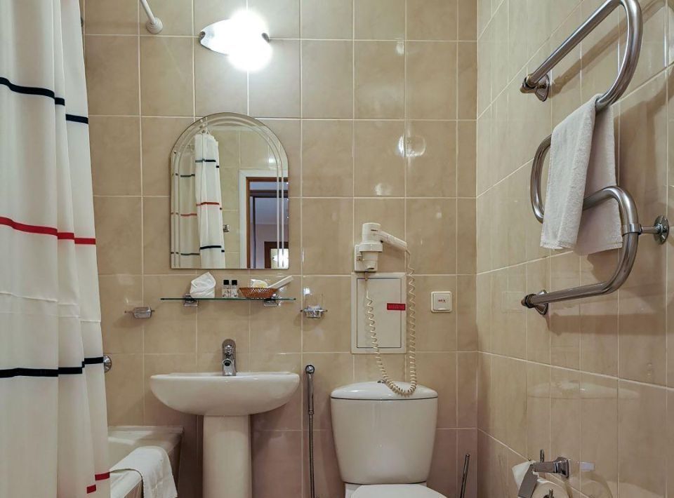комната г Новокузнецк р-н Центральный ул Кирова 53 фото 8