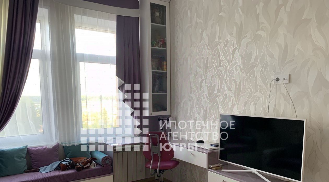 квартира г Ханты-Мансийск ул Дунина-Горкавича 13 фото 4