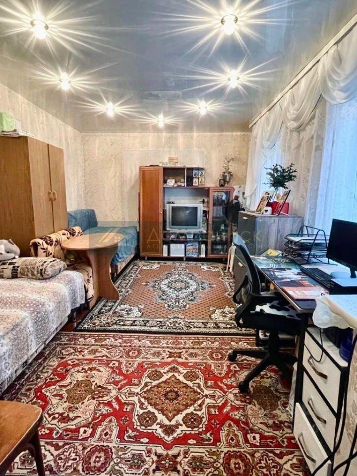 дом г Новосибирск р-н Ленинский ул Тихвинская фото 7
