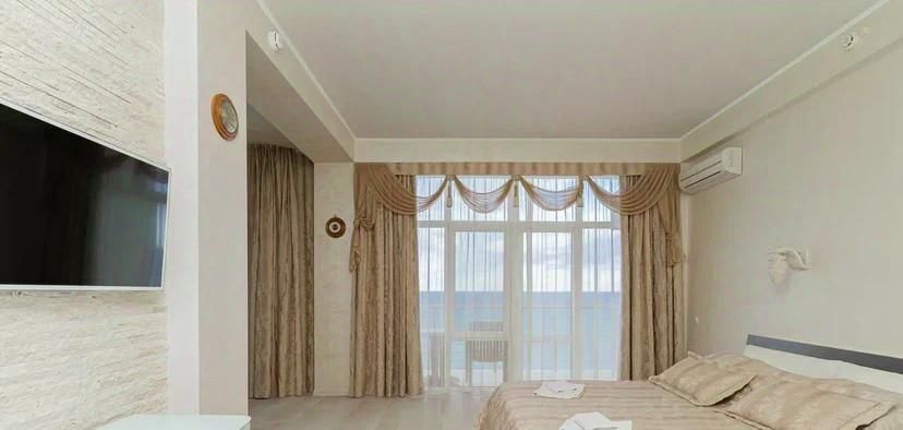 комната г Алушта ул Набережная 30 фото 27