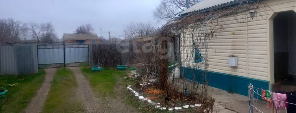 дом р-н Приютненский с Приютное ул Городовикова Приютненское сельское поселение фото 2