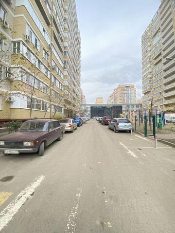 р-н Прикубанский ул им. Сергея Есенина 110/1 фото
